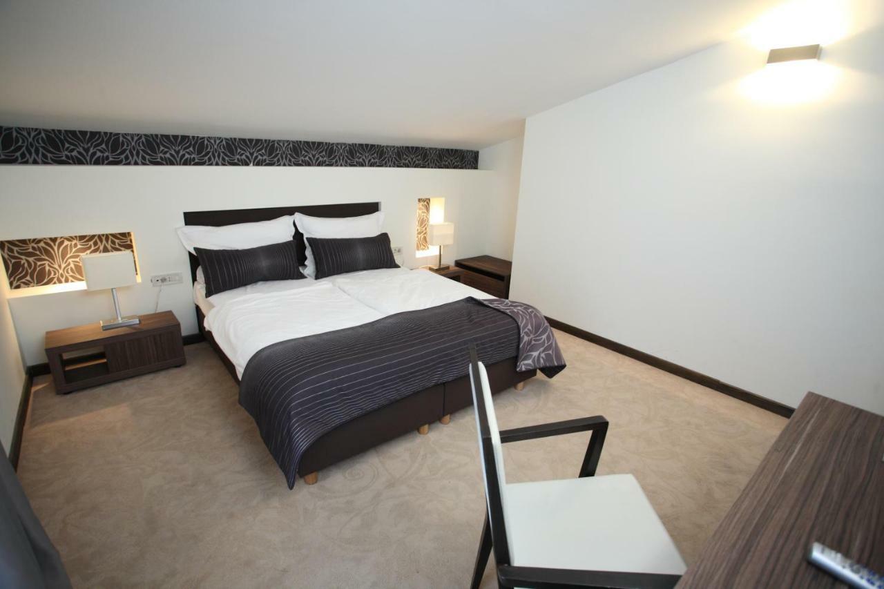 Split 4* Podstrana